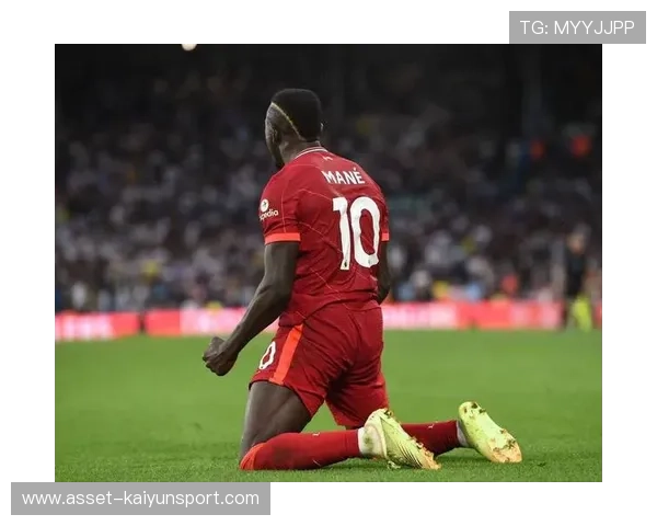 利物浦—马内左路横传直塞送上妙传 利物浦—马内左路横传直塞送上妙传