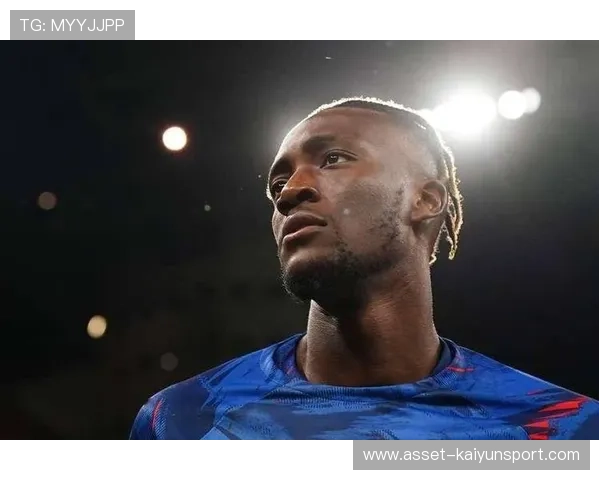 塔米·亚伯拉罕回归维拉，锋线组合升级